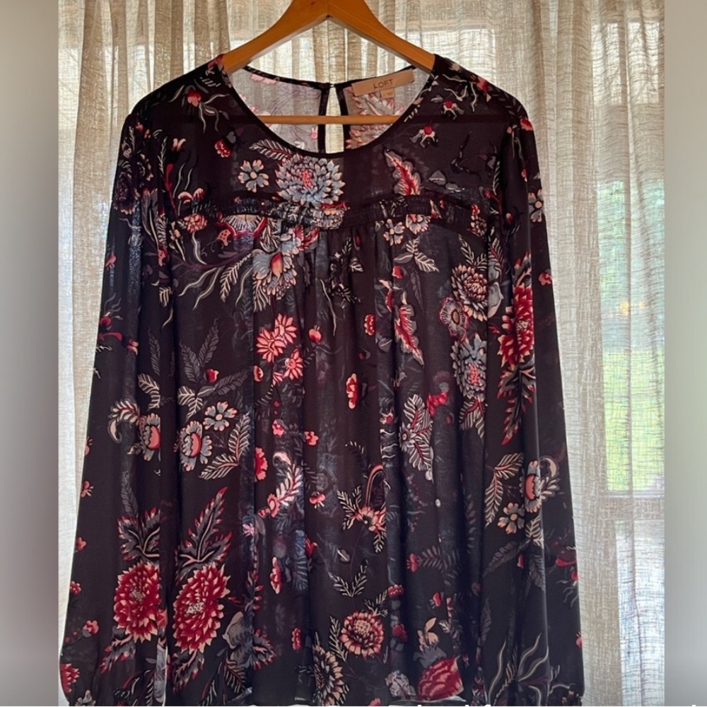 LOFT Floral Top